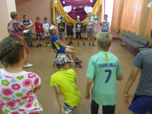 «Ты, я - вместе дружная семья»