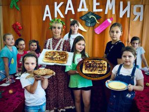  Яблочный Спас отметили ароматными пирогами5