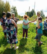 Яблочный Спас собрал на праздник2