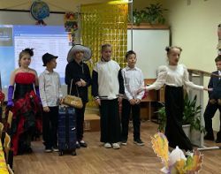 Коллектив «Чародейка» поздравил педагогов 2